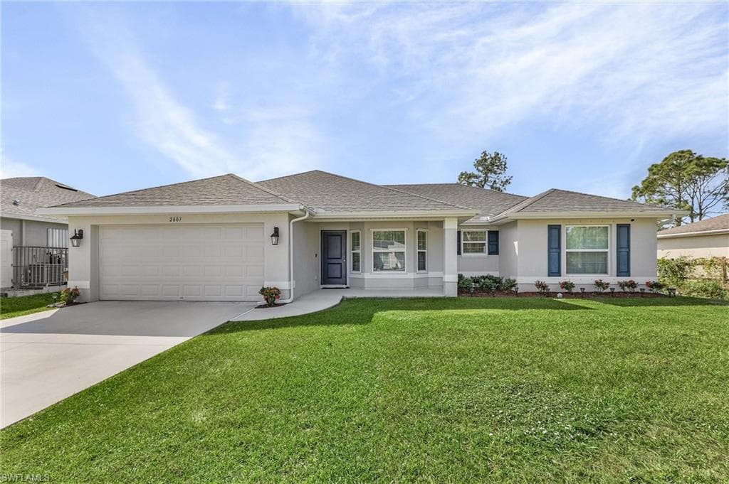 2807 43rd ST SW LEHIGH ACRES, FL 33976