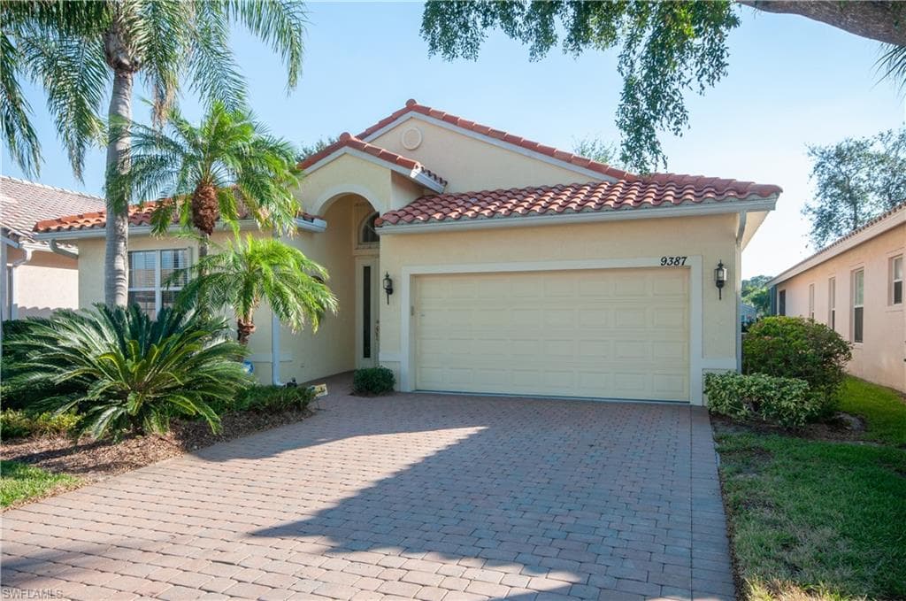 9387 Springview LOOP