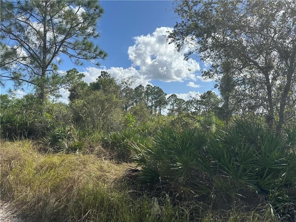 7825 1st TER LABELLE, FL 33935