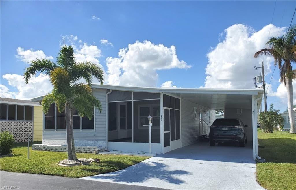 814 Homefolks ST NORTH FORT MYERS, FL 33917