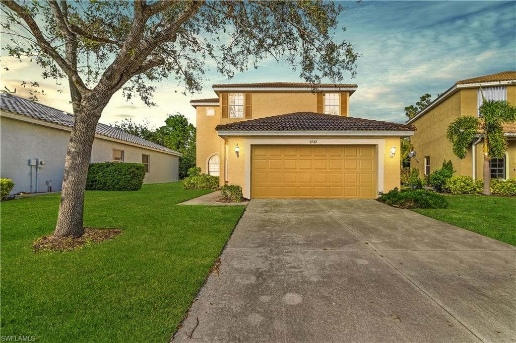 2742 Blue Cypress Lake CT CAPE CORAL, FL 33909