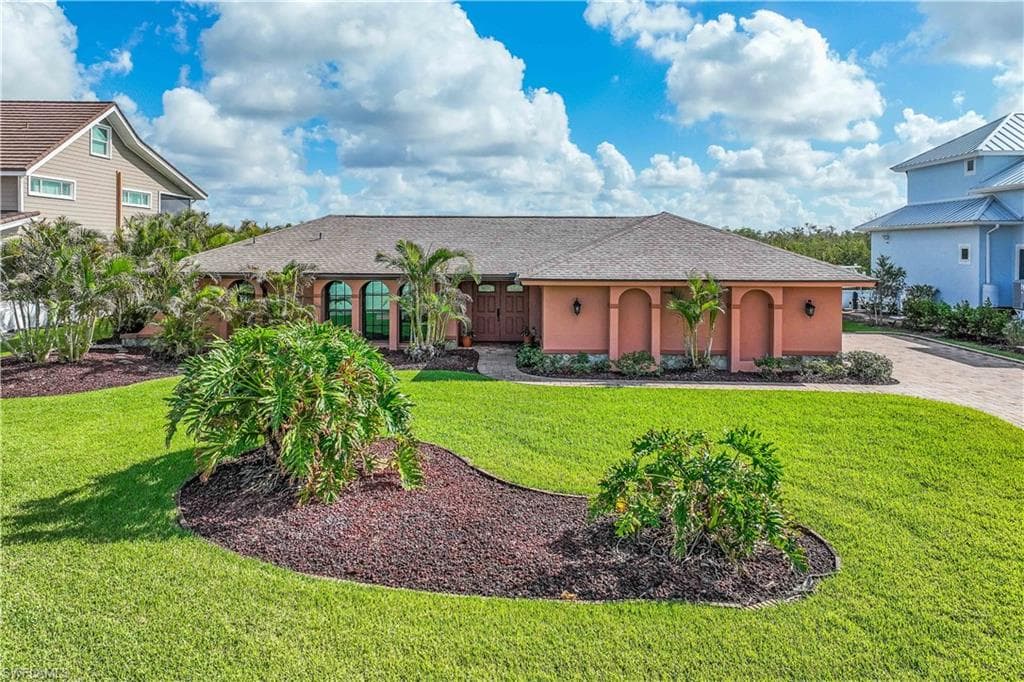 6548 Daniel CT FORT MYERS, FL 33908