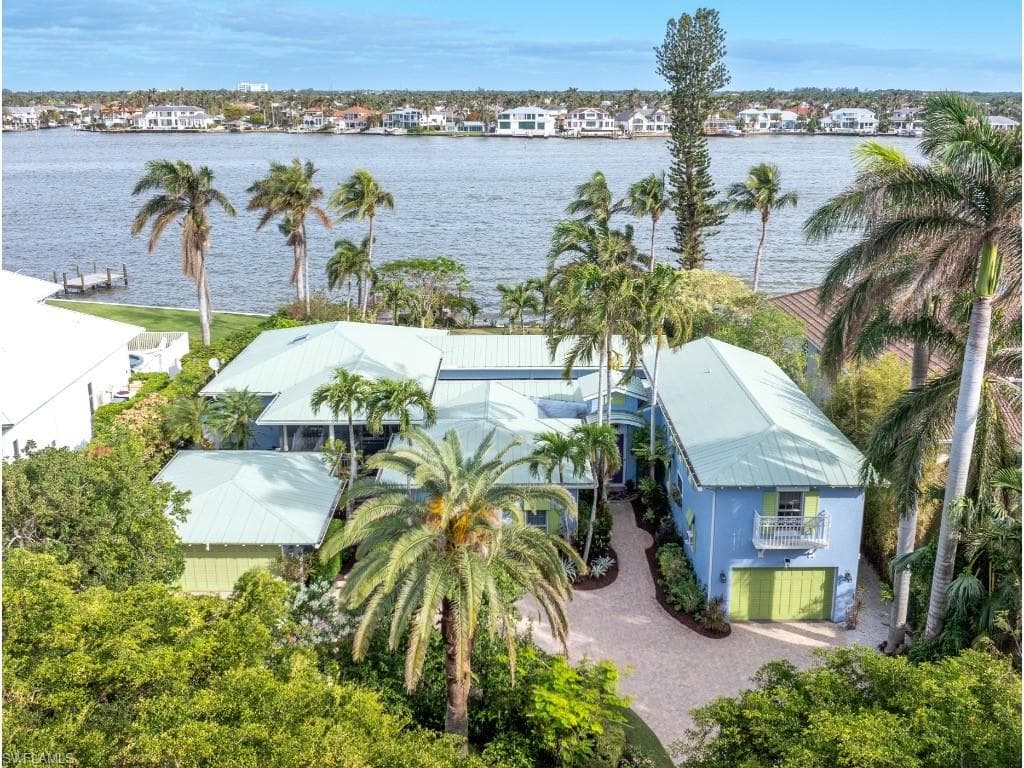 1875 8th ST S NAPLES, FL 34102