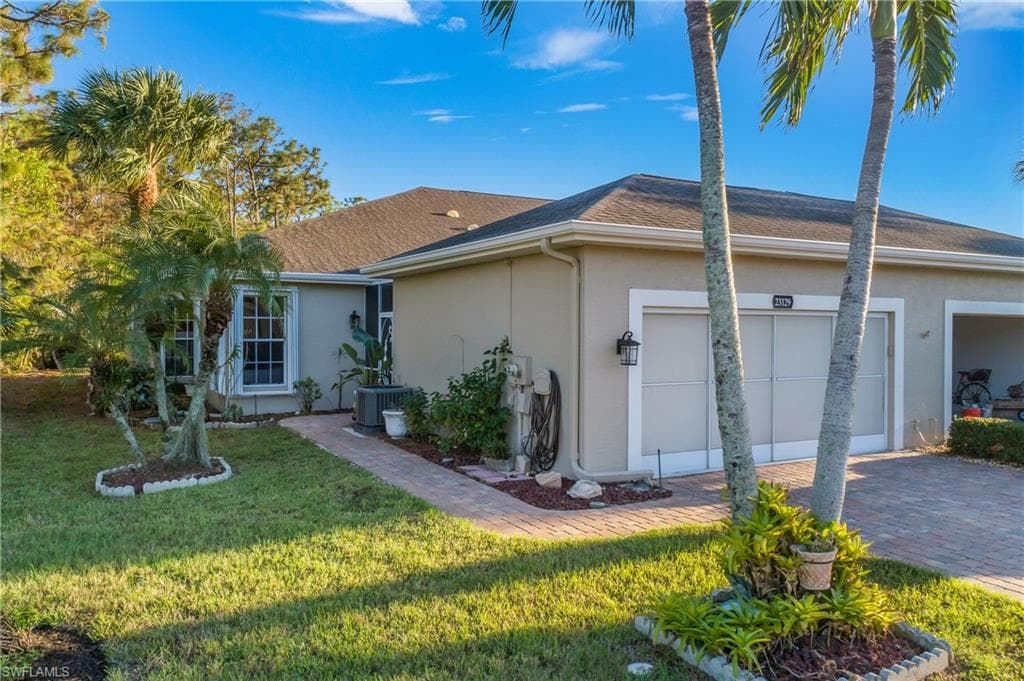 23129 Grassy Pine DR ESTERO, FL 33928