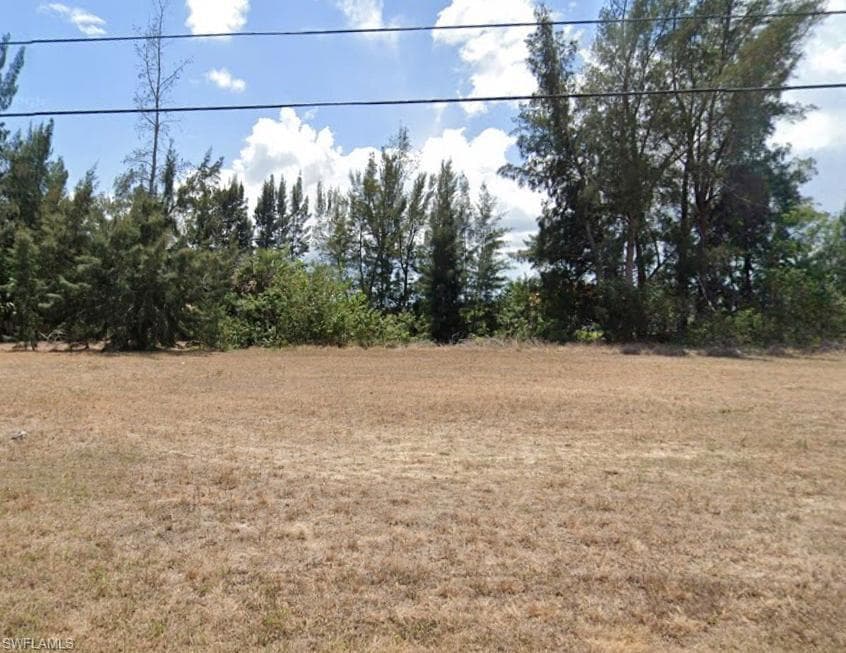 316 NE 9th ST CAPE CORAL, FL 33909