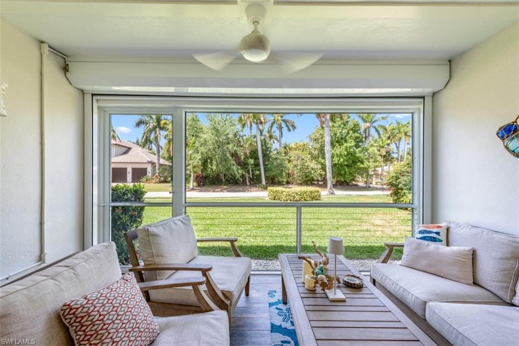 3930 Belair LN 108 NAPLES, FL 34103