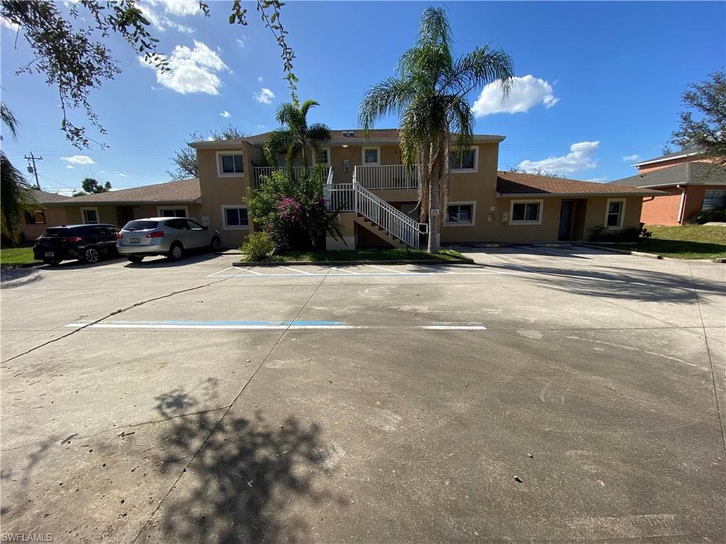 3806 SW 7th PL 201 CAPE CORAL, FL 33914