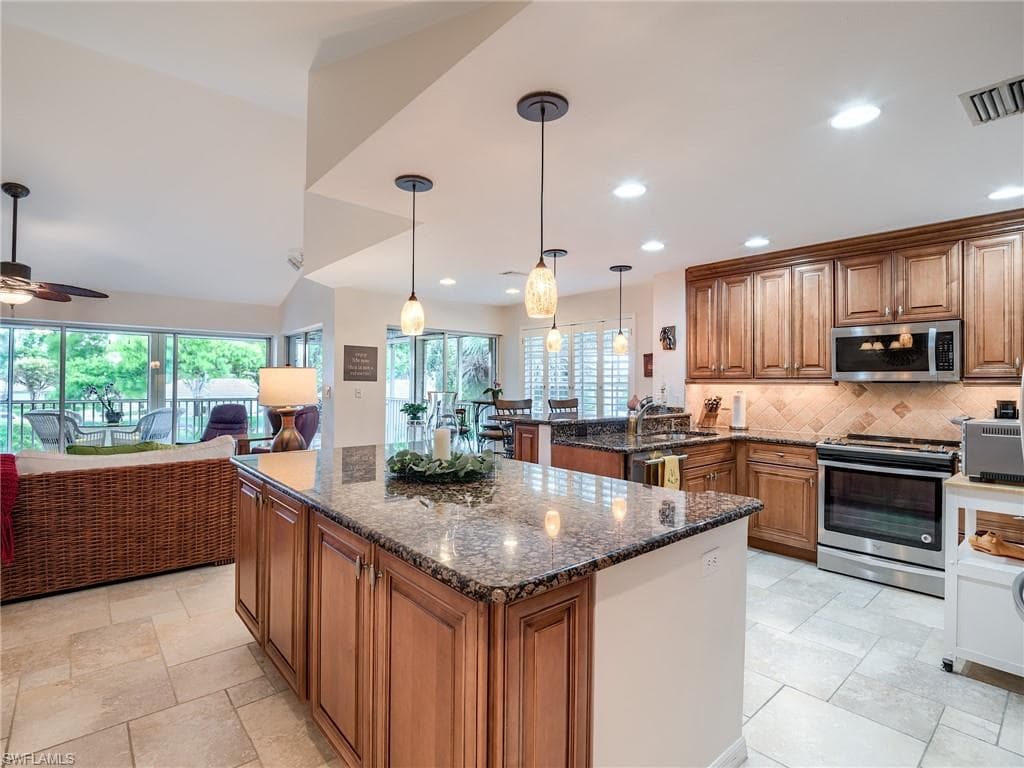 8290 Grand Palm DR 3 ESTERO, FL 33967