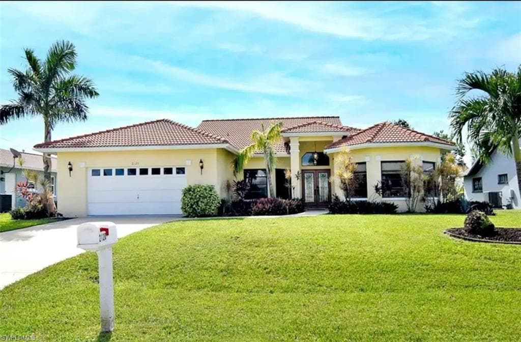 2120 SE 2nd ST CAPE CORAL, FL 33990