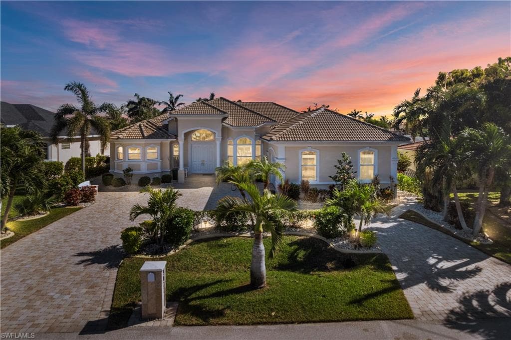 5037 Saxony CT CAPE CORAL, FL 33904