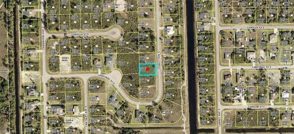 372 Chalet AVE S LEHIGH ACRES, FL 33974