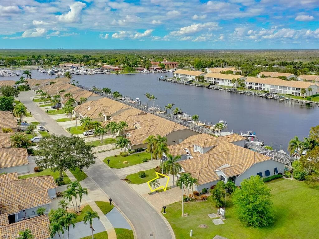 249 Stella Maris DR S NAPLES, FL 34114