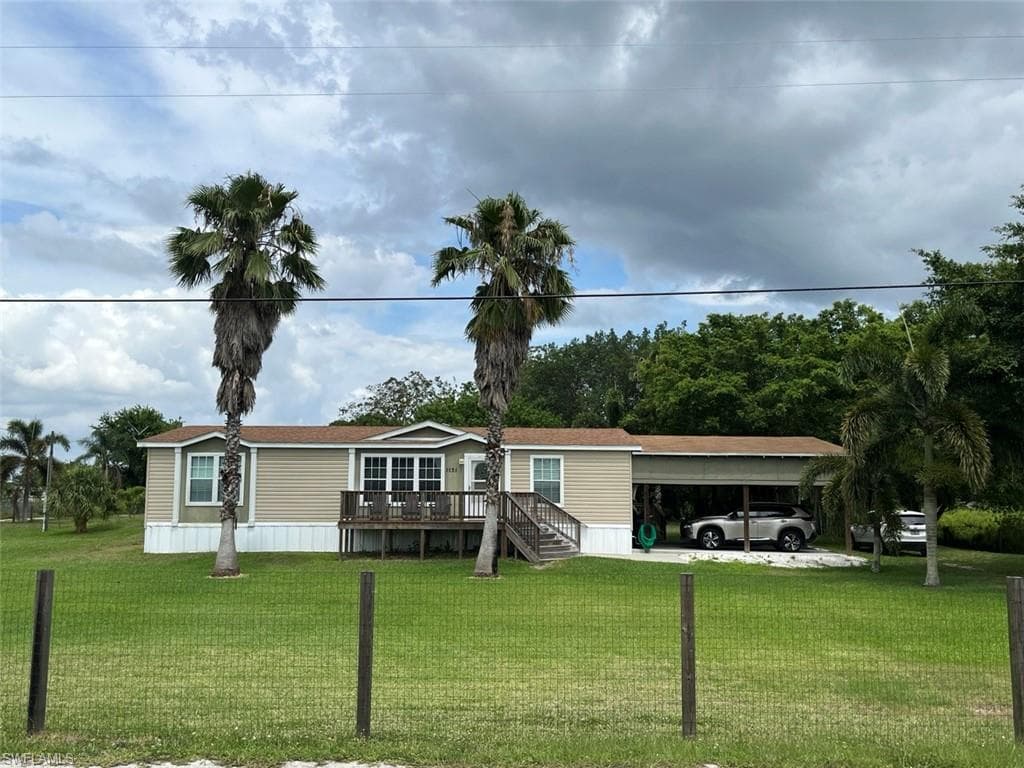 1131 Baker HWY MOORE HAVEN, FL 33471