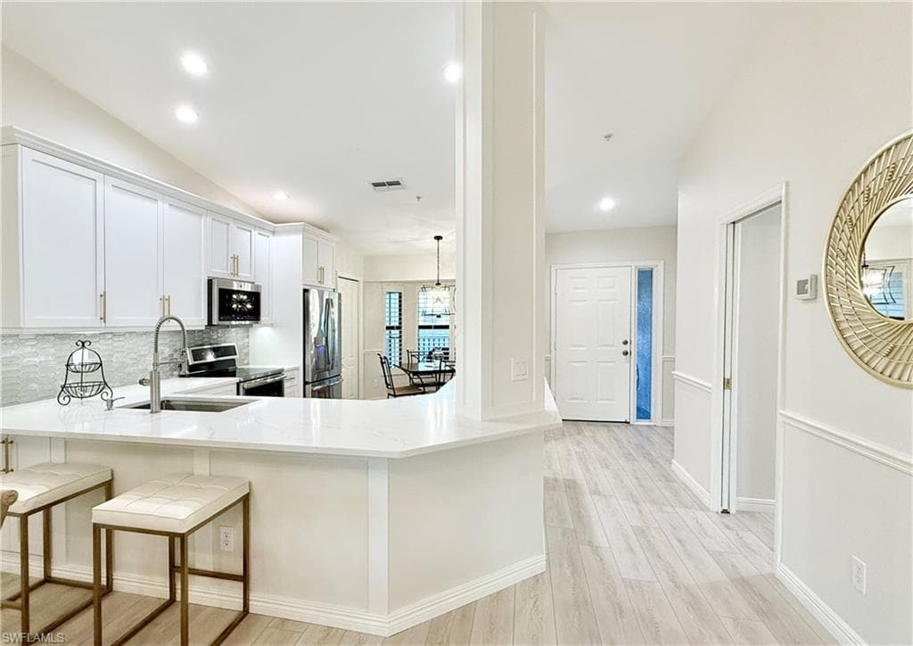 8380 Heritage Links CT 1921 NAPLES, FL 34112