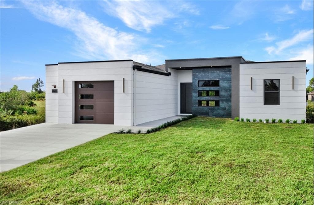 306 Preston ST LEHIGH ACRES, FL 33974