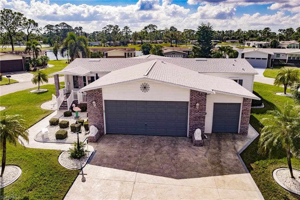 19784 Frenchmans CT NORTH FORT MYERS, FL 33903
