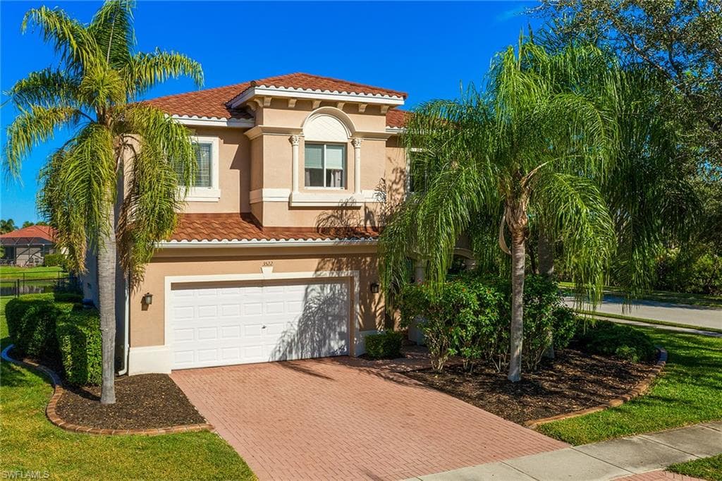 3522 Malagrotta CIR CAPE CORAL, FL 33909