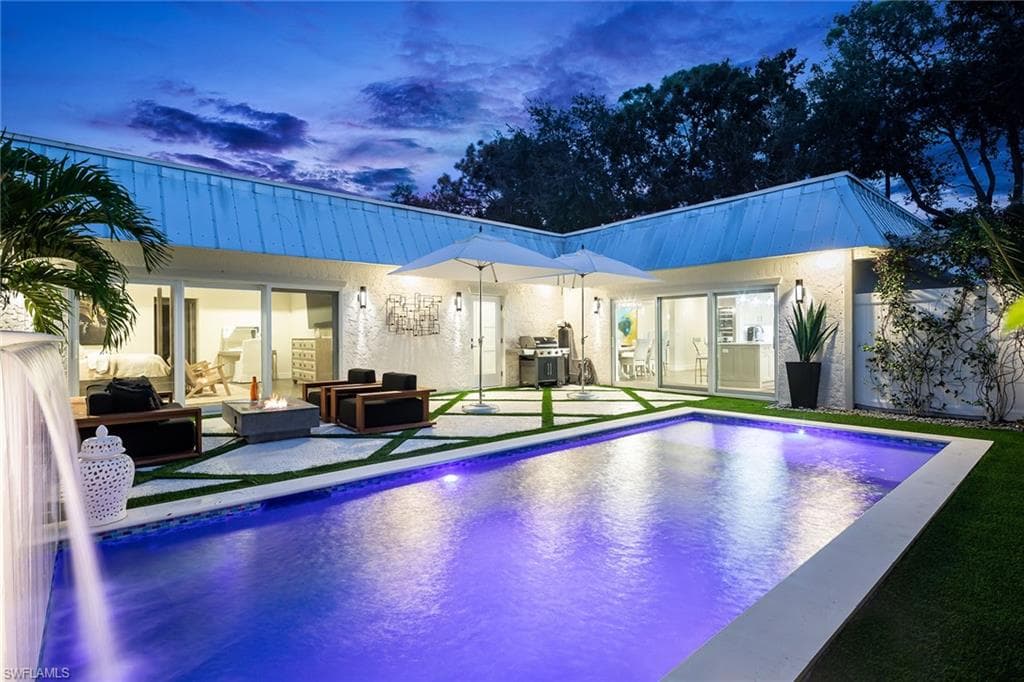 4834 West BLVD NAPLES, FL 34103