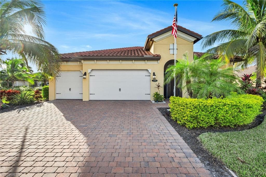 1488 Mockingbird DR NAPLES, FL 34120