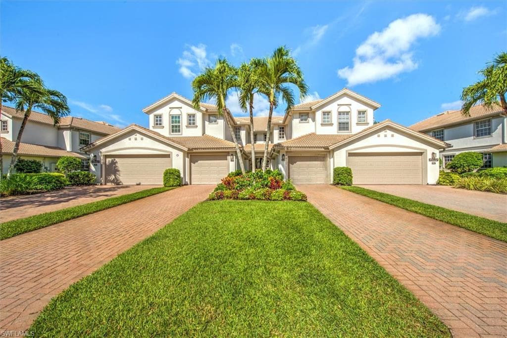 10482 Autumn Breeze DR 201