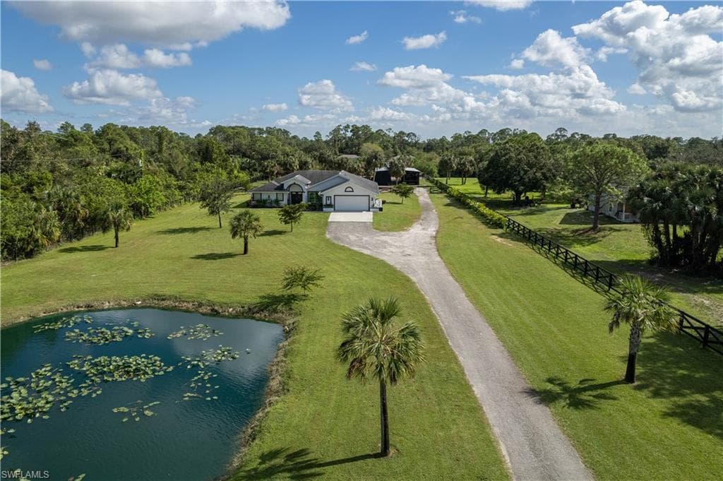 4855 Skates CIR FORT MYERS, FL 33905