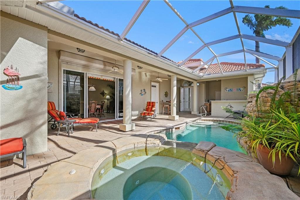 13871 Bently CIR FORT MYERS, FL 33912