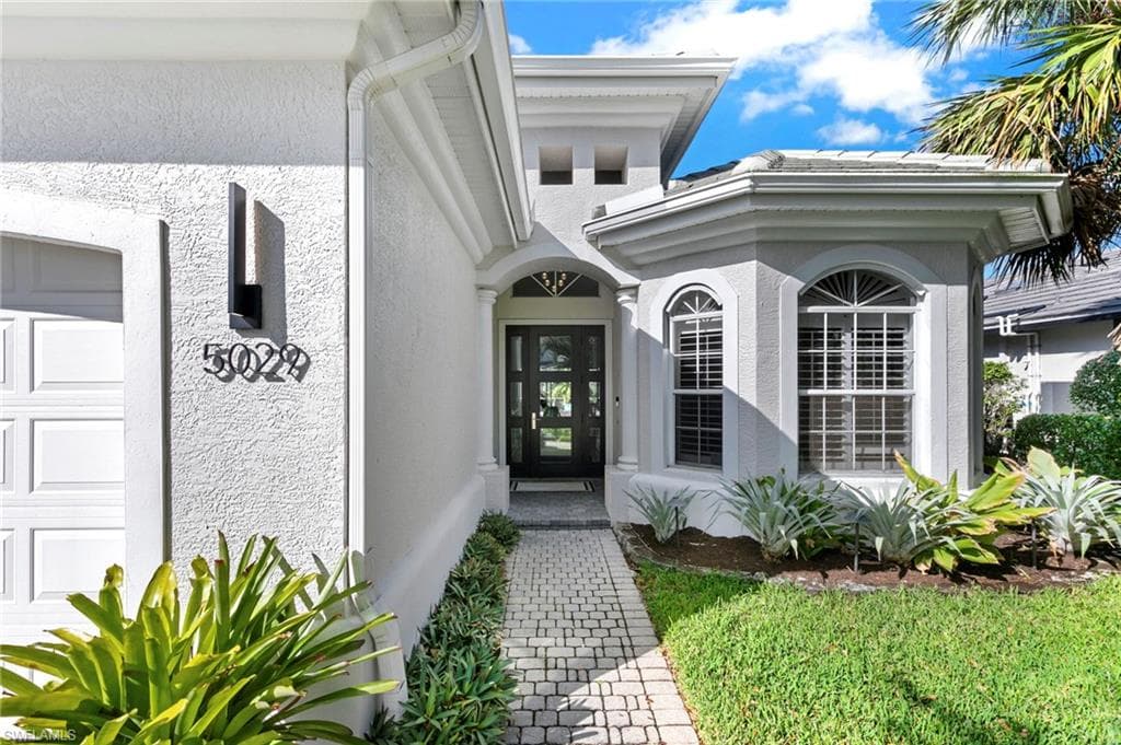 5029 KENSINGTON HIGH ST NAPLES, FL 34105