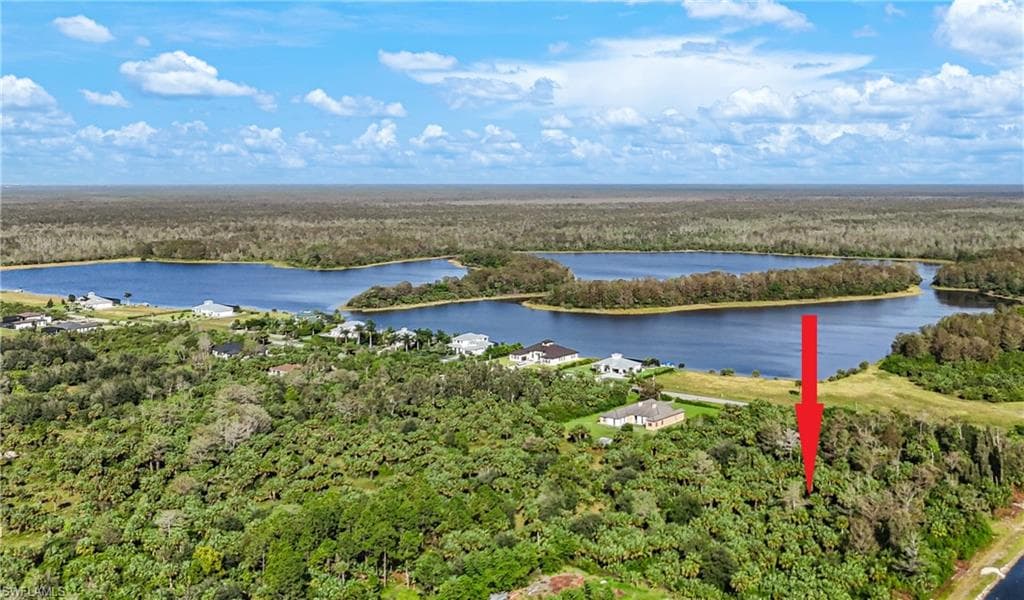 140 Shady Hollow BLVD W NAPLES, FL 34120