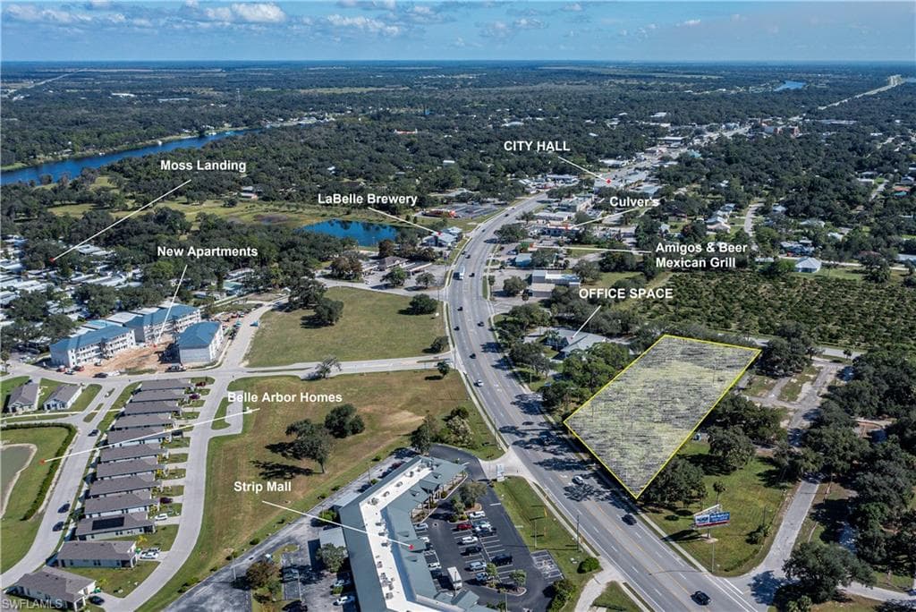 891 W Hickpochee AVE LABELLE, FL 33935