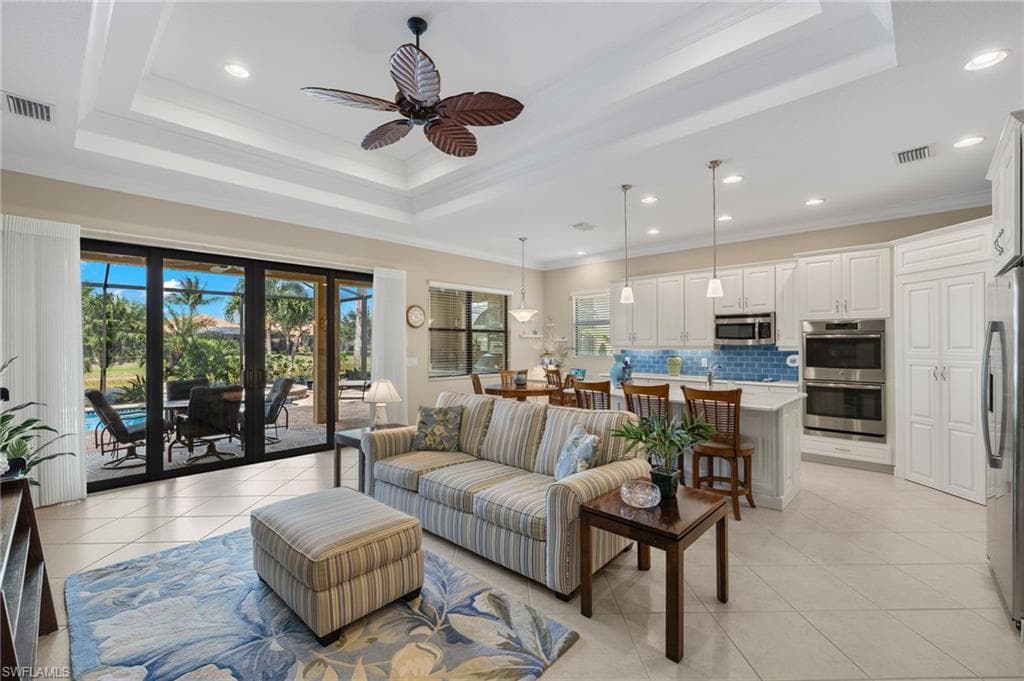 9088 Isla Bella CIR
