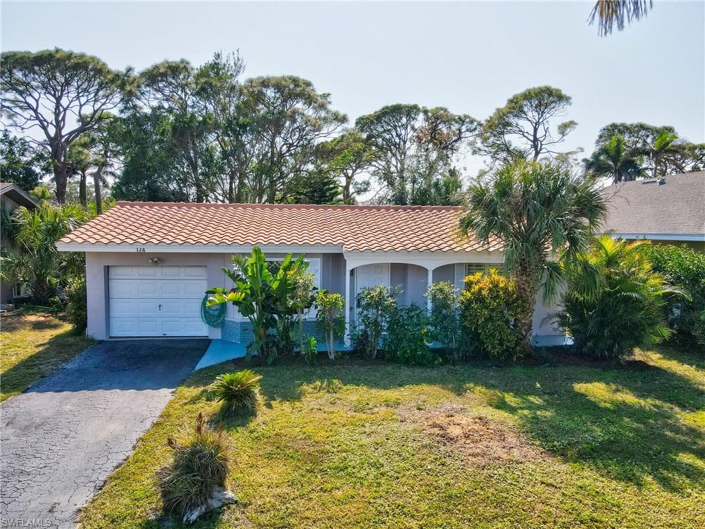 174 6th ST BONITA SPRINGS, FL 34134