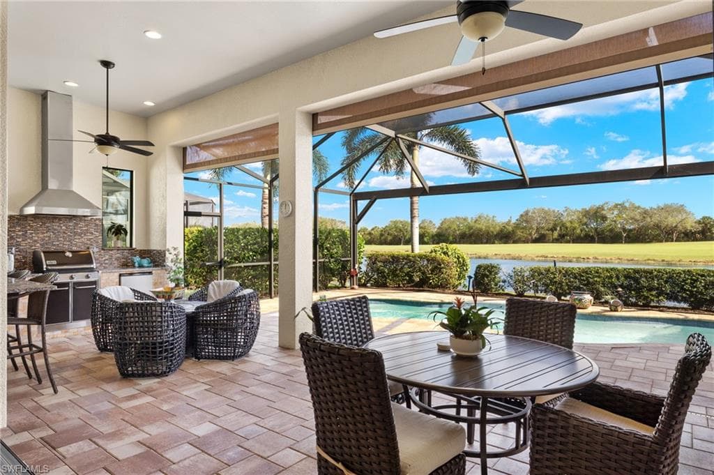 12384 Wisteria DR NAPLES, FL 34120