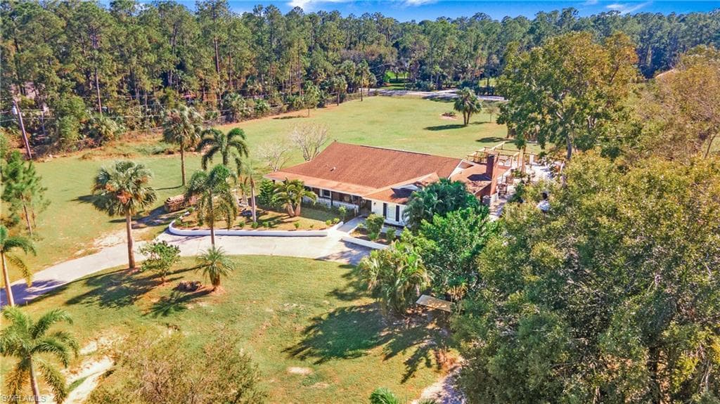 3700 Golden Gate BLVD W NAPLES, FL 34120