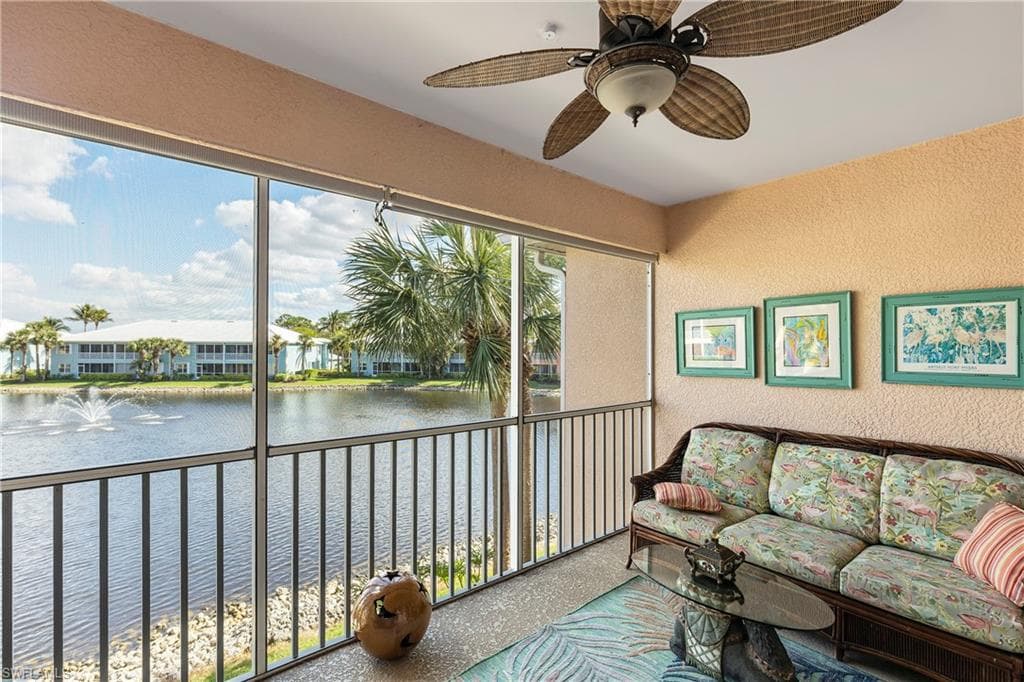 1150 Sweetwater LN 1207 NAPLES, FL 34110