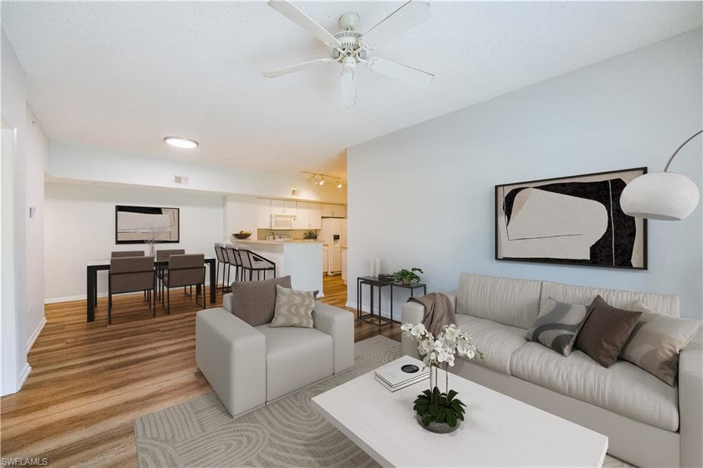 1875 Florida Club DR 7212 NAPLES, FL 34112