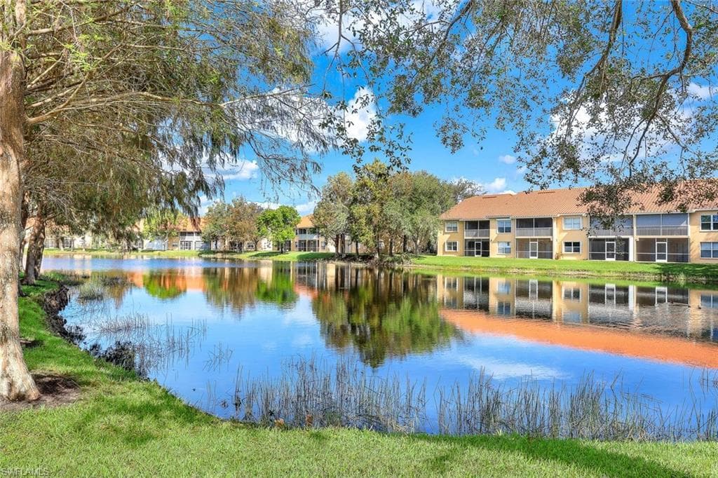 9601 Rosewood Pointe TER 202 BONITA SPRINGS, FL 34135