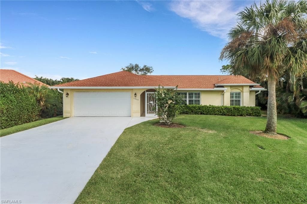1030 Moon Lake DR NAPLES, FL 34104