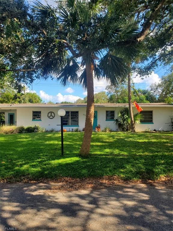 4755 Bilmark AVE FORT MYERS, FL 33901