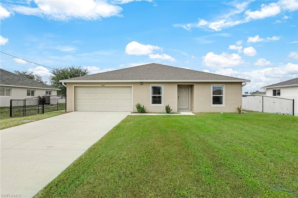 2902 NW 8th PL CAPE CORAL, FL 33993