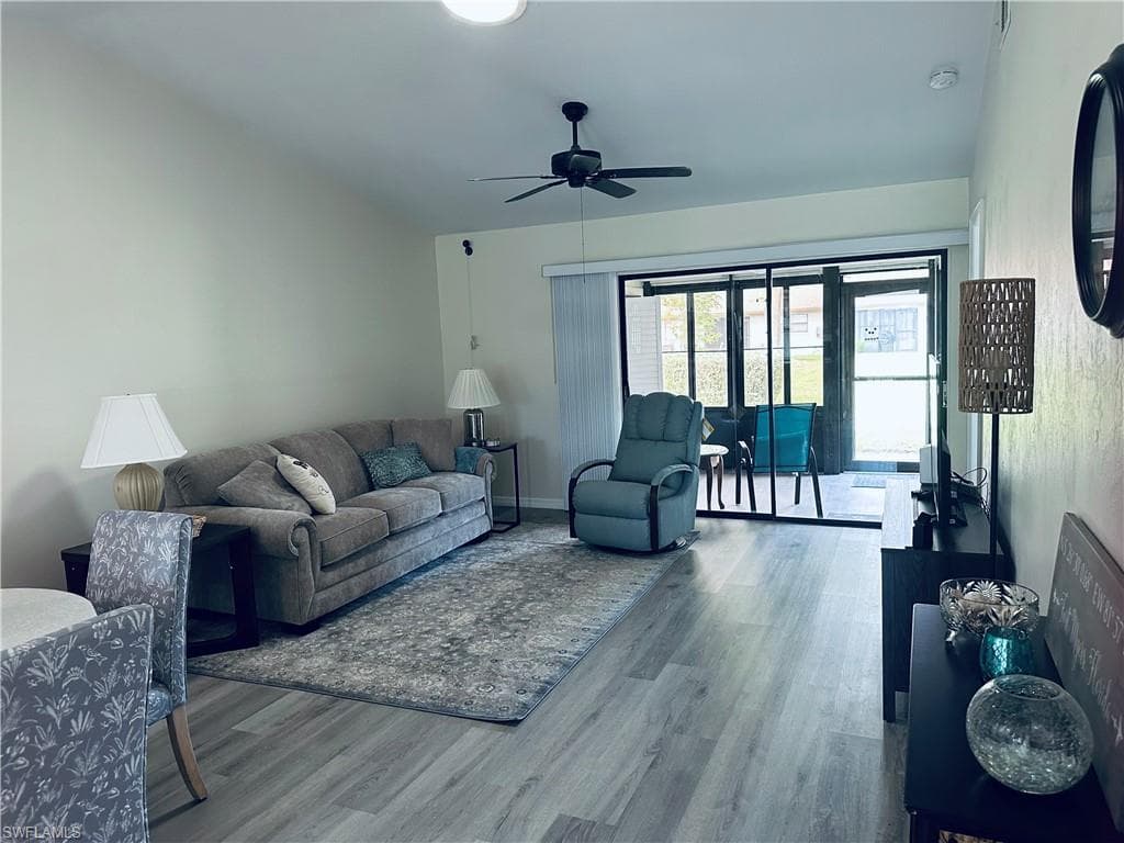 16541 Bayleaf LN 55 FORT MYERS, FL 33908