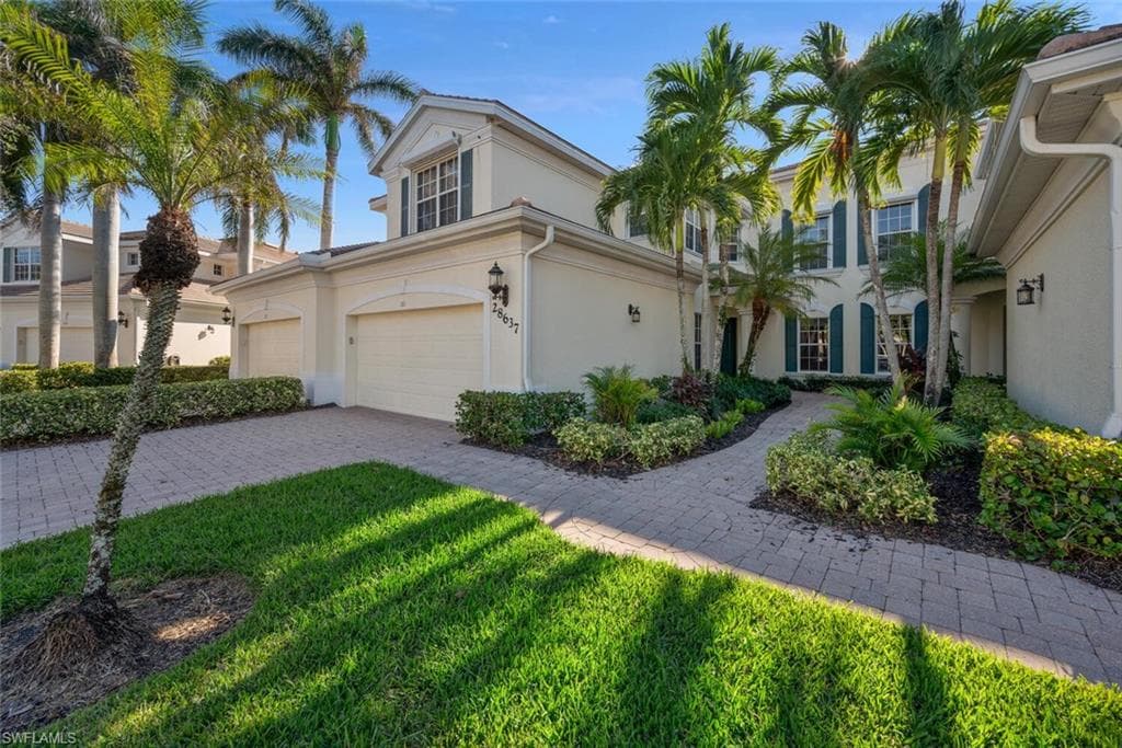 28637 San Lucas LN 101 BONITA SPRINGS, FL 34135
