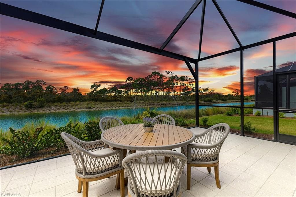 6887 Saona CT NAPLES, FL 34113