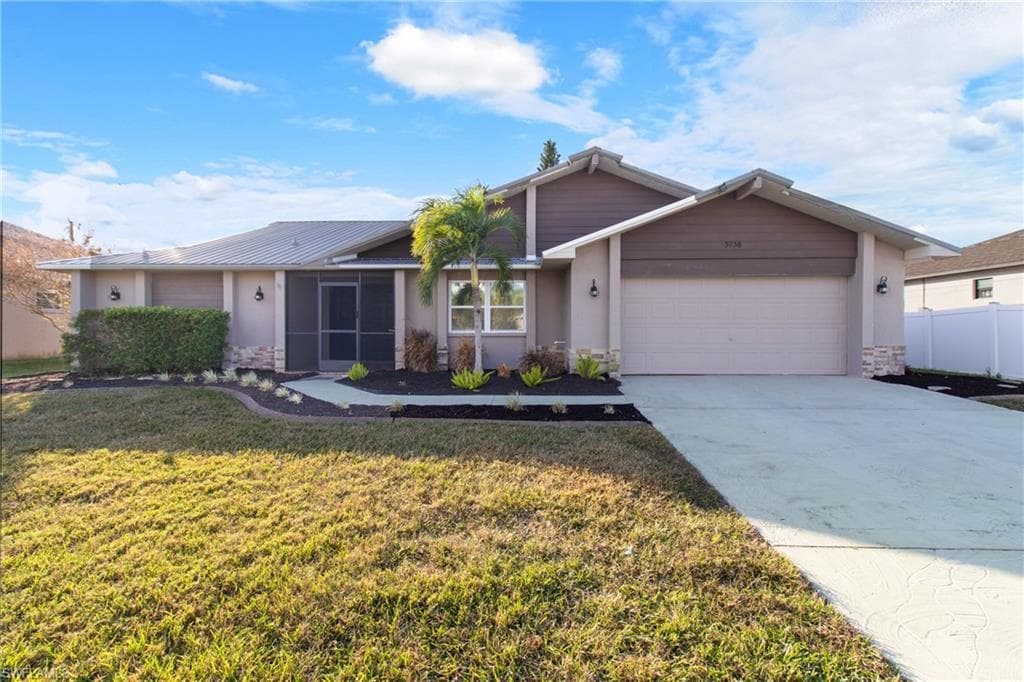 3738 SE 3rd PL CAPE CORAL, FL 33904