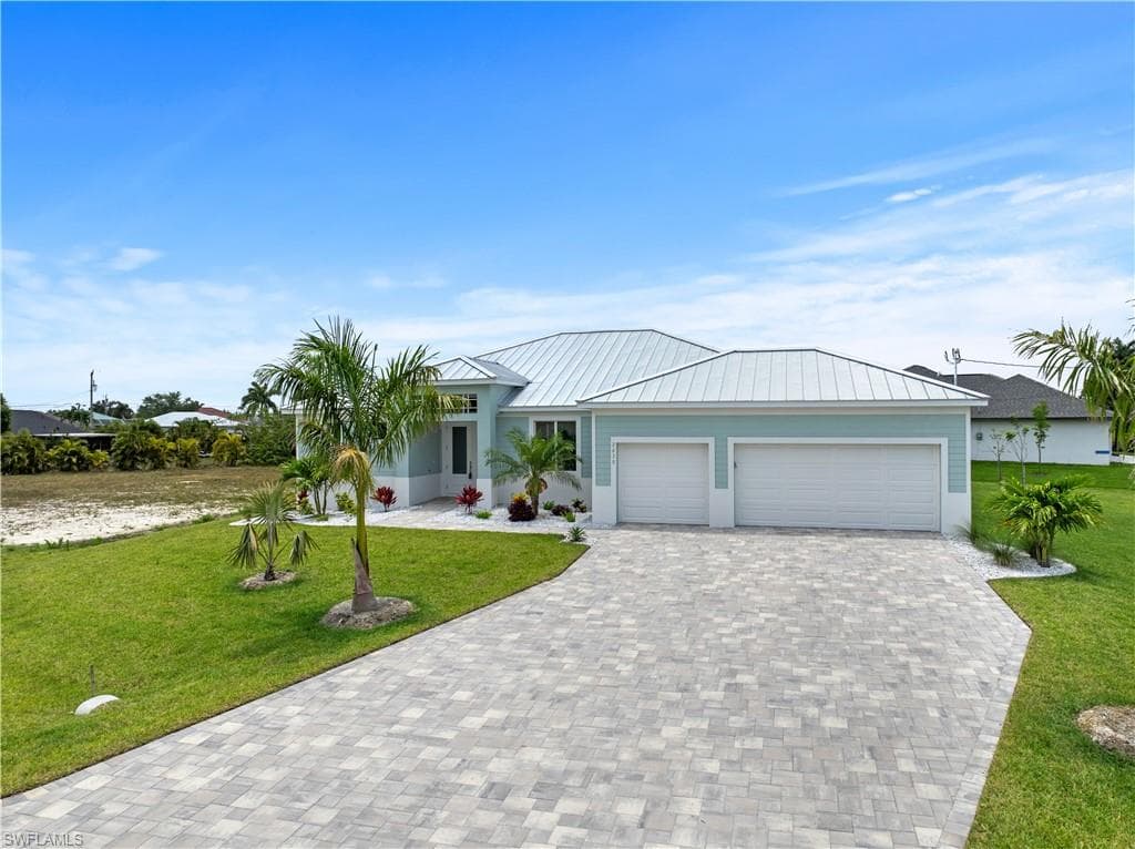 2630 SW 32nd LN CAPE CORAL, FL 33914