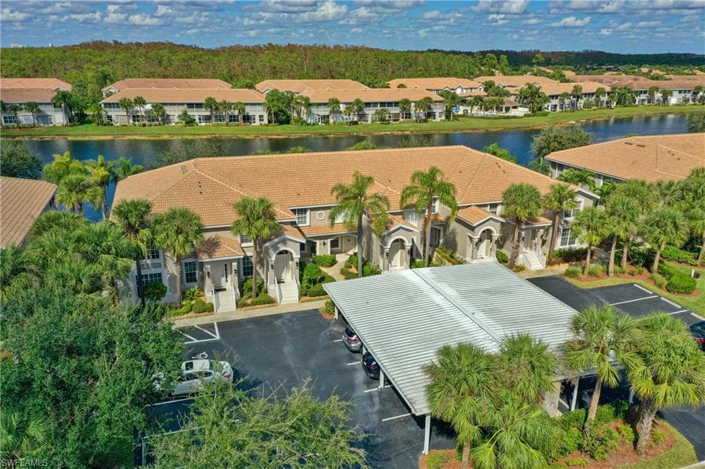 10128 Colonial Country Club BLVD 609 FORT MYERS, FL 33913