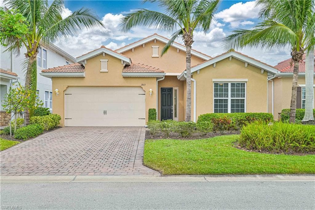 3865 King Williams ST FORT MYERS, FL 33916