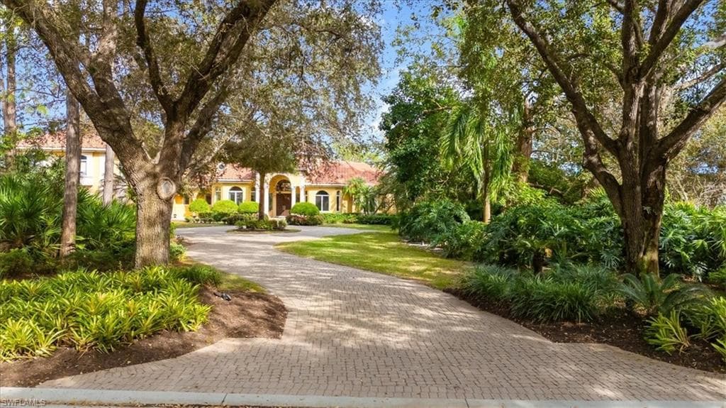 2737 Buckthorn WAY NAPLES, FL 34105