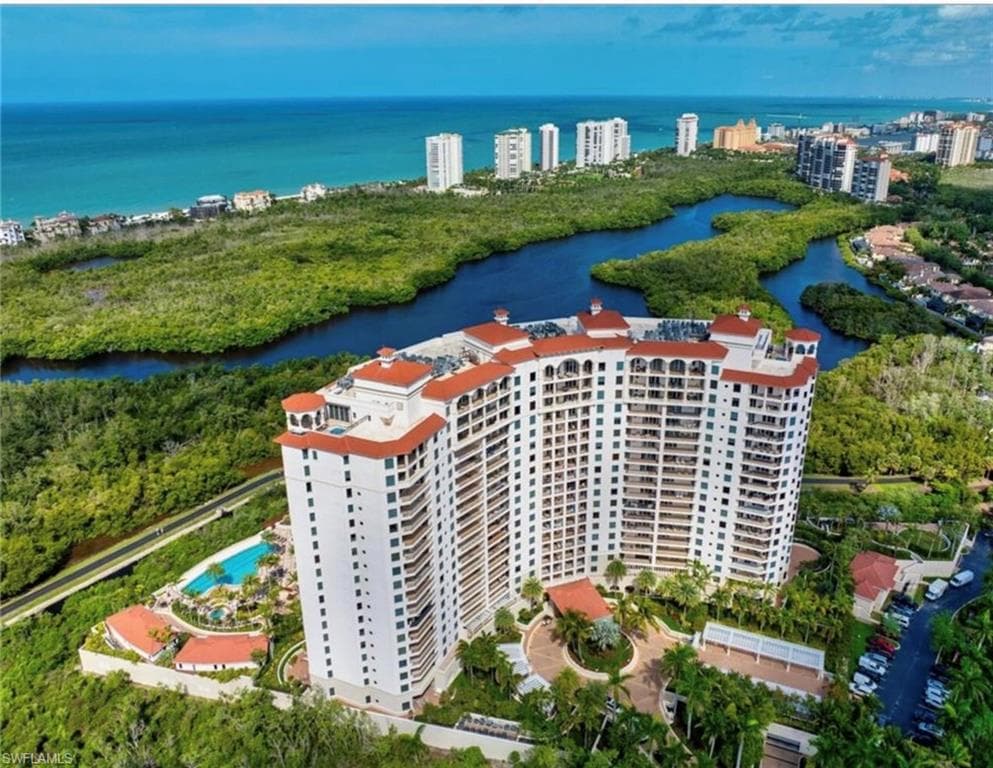 7575 Pelican Bay BLVD 1102 NAPLES, FL 34108