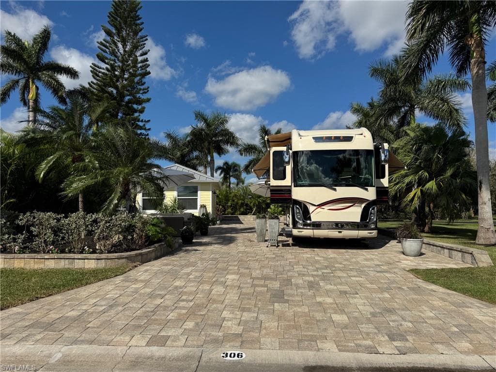 Lot 306 3145 E Riverbend Resort BLVD LABELLE, FL 33935