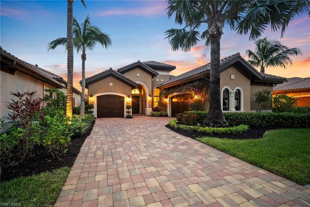 6375 Costa CIR NAPLES, FL 34113